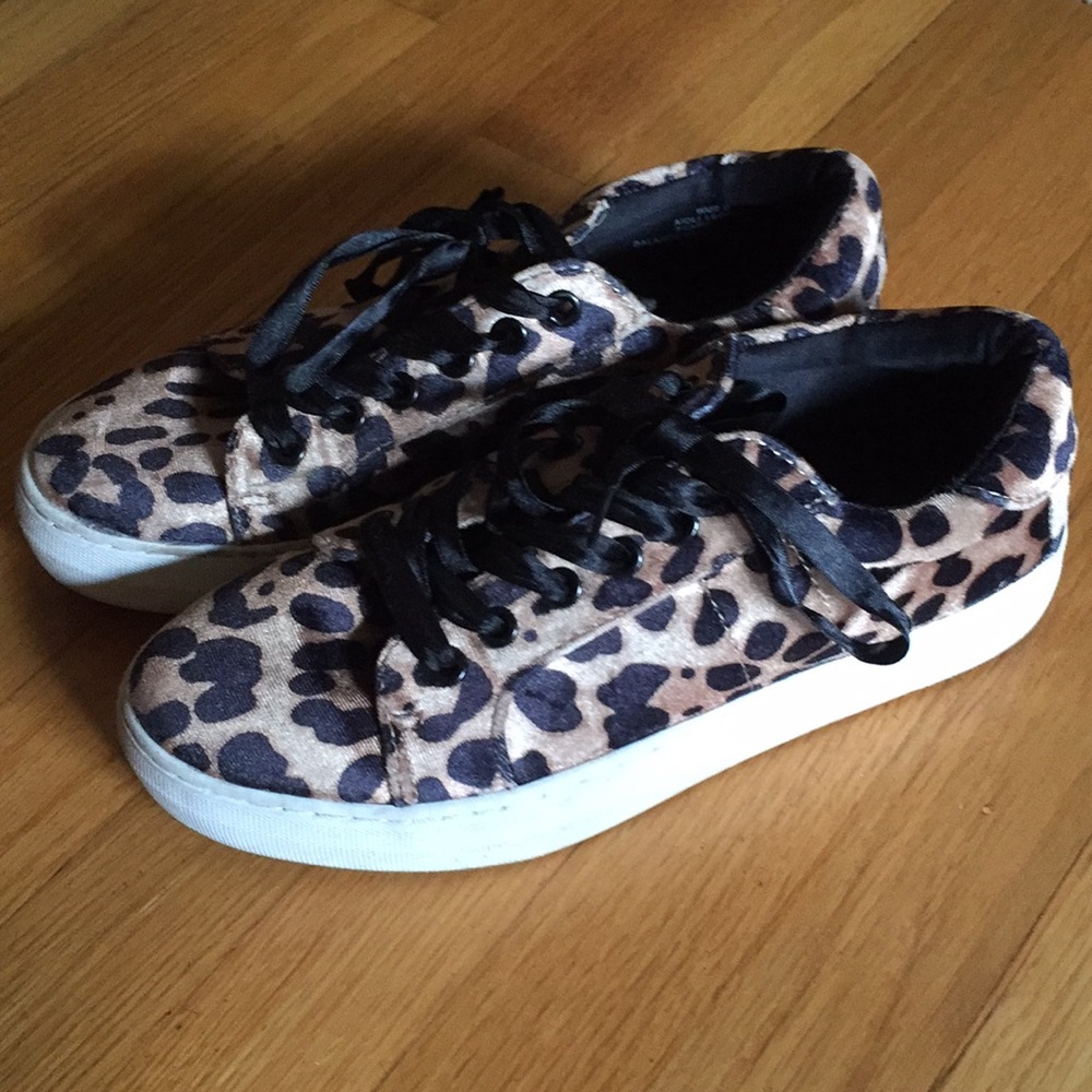 Report Brand Platform Animal Print Shoe